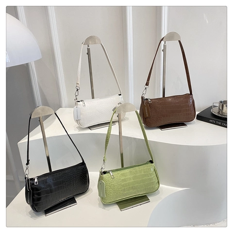 Damen Baguette Tasche PU Leder Krokodil Muster Unterachsel Umhängetasche Retro Mode Handtasche Mit Dekorativem Anhänger