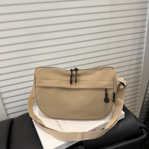 Bolso Bandolera De Nailon Informal Para Mujer Bolso De Hombro Media Luna Ligero Con Correa Ajustable Múltiples Bolsillos Color Sólido