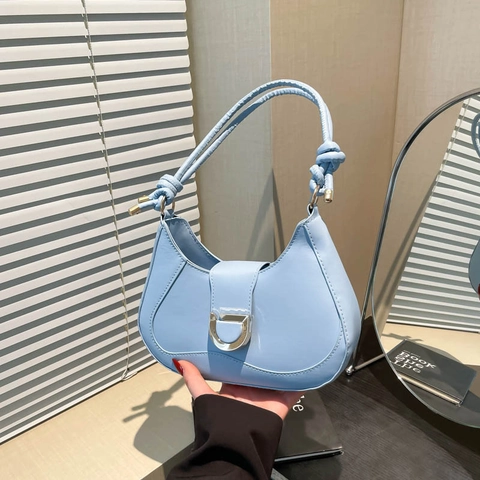 Borsa Sottobraccio in Pelle PU Minimalista Urbana Per Donna Borsa a Tracolla a Mezzaluna Con Cinturino Annodato e Fibbia a D