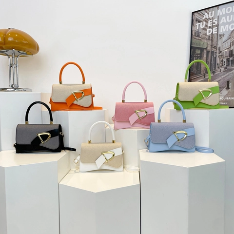 Women's Vintage PU Patchwork Crossbody Bag With Metallic D Buckle Stylish Small Square Saddle Handbag For Daily Fashion