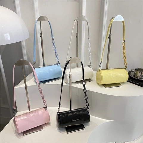 Women Cylinder Shoulder Bag Glossy PU Leather Chunky Chain Crossbody Purse Minimalist Letter Print Trendy Streetwear