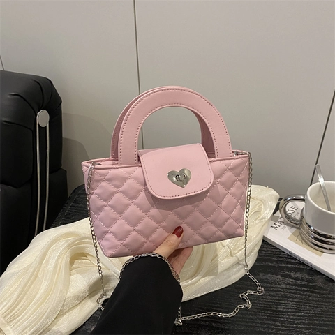 Dames Mode Gevoerde Vierkante Schoudertas PU Leer Hartsluiting Ketting Handtas Elegante Crossbody Tas Voor Dagelijks Gebruik