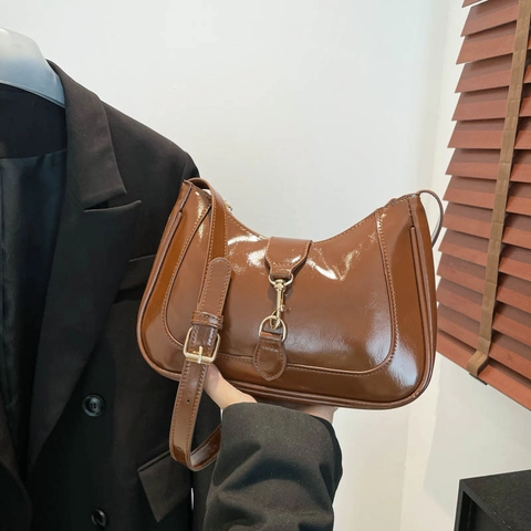 Women Glossy PU Leather Hobo Underarm Bag Vintage Half Moon Shape With Gold Piston Lock Adjustable Strap
