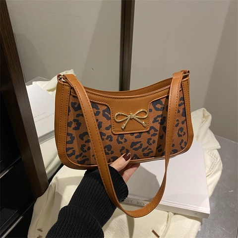 Women Vintage Leopard Print Underarm Bag PU Leather Hobo Shoulder Purse Golden Bowtie Metal Decor Fashion Chic Daily