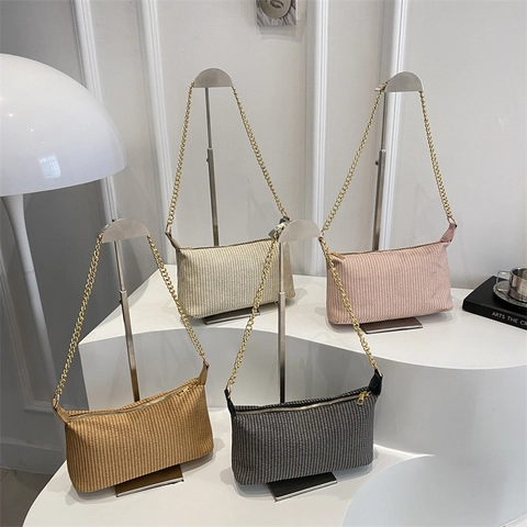 Borsa a Cuscino Intrecciata da Donna alla Moda Con Tracolla in Catena di Metallo Borsa a Tracolla Casual Estiva per Vacanze