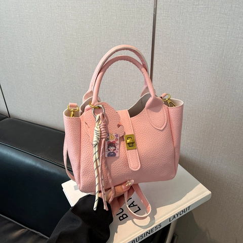 Korean Minimalist Lychee Pattern PU Leather Bucket Bag For Women Fashion Metal Lock Handheld Crossbody Shoulder Bag Summer Travel