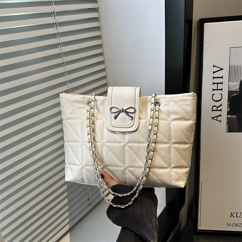 Women Quilted Tote Bag PU Leather Large Capacity Fashion Bow Metal Chain Shoulder Handbag Commute