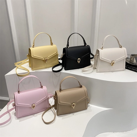 Women Handbag Solid Color PU Leather Metal Turn Lock Crossbody Shoulder Bag Trendy Elegant Minimalist For Daily Wear
