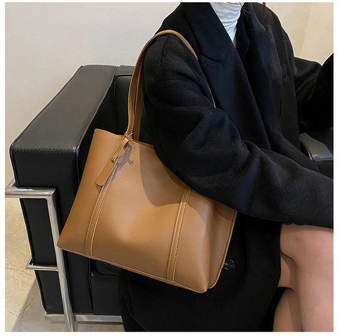 Große Tragetasche Damen PU Leder Einfache Schulterhandtasche Pendeln Lässig Modisch Urbaner Stil