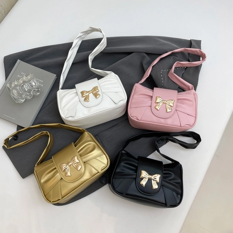 Bolso De Axila Plisado De Cuero PU Para Mujer Con Hebilla De Lazo Dorado Bolso De Hombro Baguette Versátil Francés