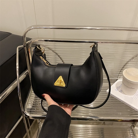 French Retro Women Hobo Bag PU Leather Half Moon Shape Underarm Shoulder Bag With Golden Triangle Buckle Solid Color