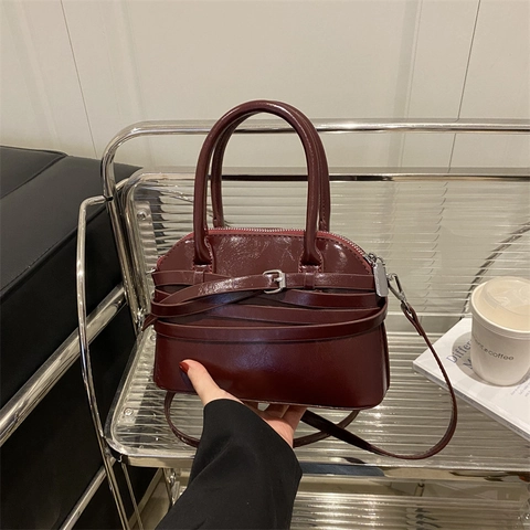 Women Glossy PU Leather Handbag Retro Shell Shoulder Bag With Buckle Straps Crossbody Purse For Daily Commute Fashion