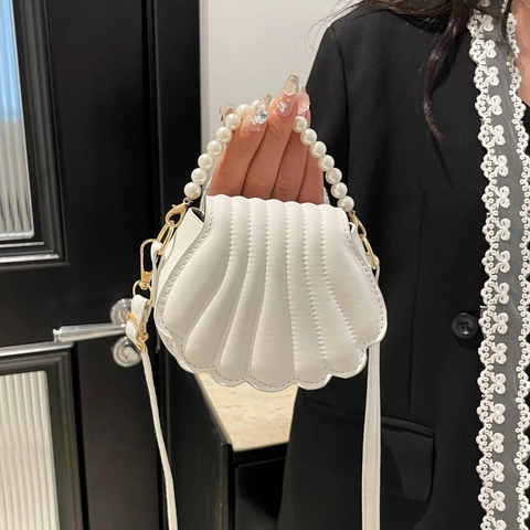 Trendy Shell Crossbody Bag For Women PU Leather Artificial Pearl Handle Mini Shoulder Purse Elegant Minimalist Detachable Strap