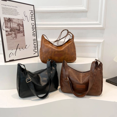 Women Retro PU Leather Shoulder Bag Fashion Solid Color Hobo Bag Casual Crossbody Bag Small Handbag Work Bag Pillow Bag