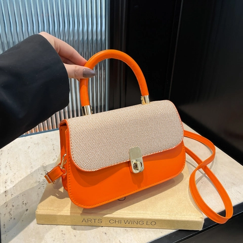 Women Crossbody Bag PU Leather Woven Patchwork Flip Cover Metallic Lock Top Handle Small Square Handbag Fashion