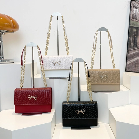 Mode Damen Schultertasche Mit Webstruktur Goldene Schleife Dekor PU Leder Kette Umhängetasche Kleine Quadratische Tasche