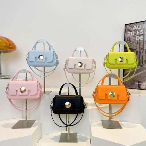 Women PU Leather Chic Small Square Crossbody Bag Circular Metal Buckle Fashion Handbag With Detachable Shoulder Strap