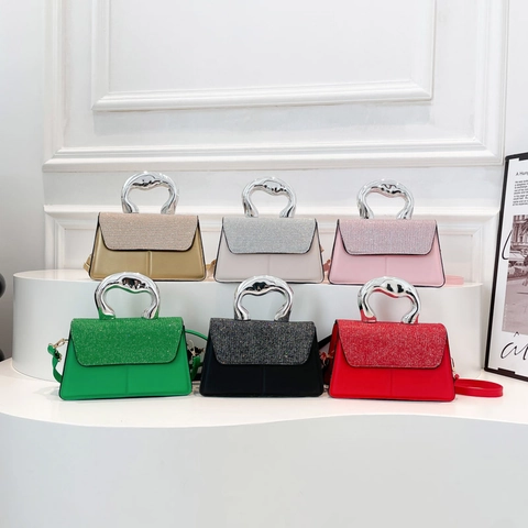 Sac à Épaule à Rabat Pailleté pour Femme Avec Poignée Métallique Hétéromorphe Argentée Sac à Main Chic en Cuir PU Fête