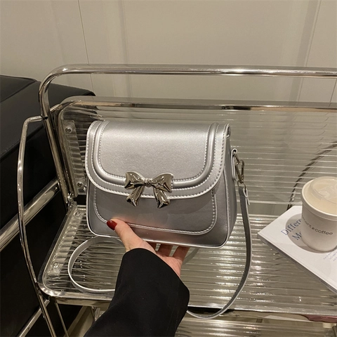 Damen PU Leder Umhängetasche Klein Quadratisch Mit Schleife Trendy Süße Flap Handtasche Mode Stil