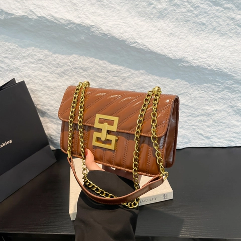 Gesteppte PU-Leder Umhängetasche Für Damen Moderne Glänzende Crossbody Quadratische Handtasche Mit Goldener Kette Und Metallschloss