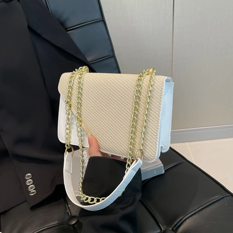 Borsa a Tracolla da Donna in Pelle PU con Trama Intrecciata e Catena Dorata Elegante Borsa Quadrata Minimalista