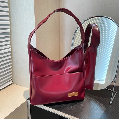 Vintage PU Leather Hobo Bag Large Capacity Women Minimalist Commuter Shoulder Tote Bag With Front Pocket Retro Style