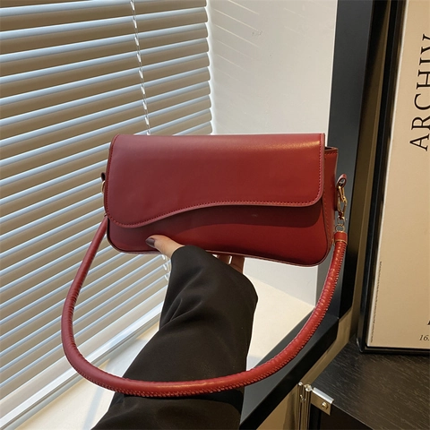 Minimalist PU Leather Underarm Baguette Bag French Retro Shoulder Purse With Irregular Wave Flap Solid Color Elegant Women Daily