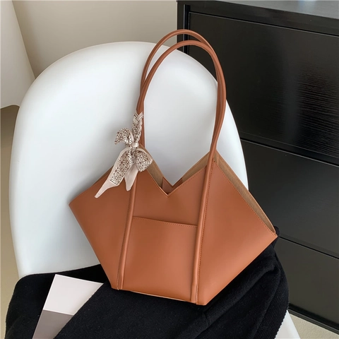 Women PU Leather Large Capacity Tote Bag And Pouch With Decorative Satin Scarf Retro V-Shape Shoulder Handbag