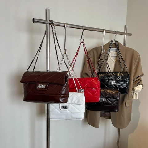 Women Quilted Flap Crossbody Bag PU Leather Vintage Metal Chain Strap Shoulder Square Bag Elegant Casual Fashion Satchel