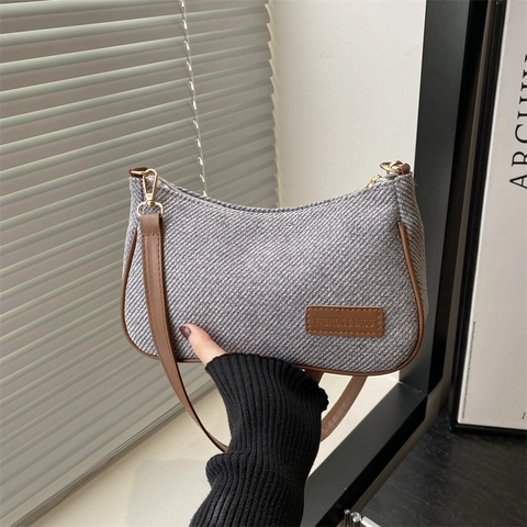 Women Underarm Bag Retro Shoulder Bag Woven Fabric PU Leather Contrast Trim Crescent Shape Zipper Casual Fashionable Minimalist