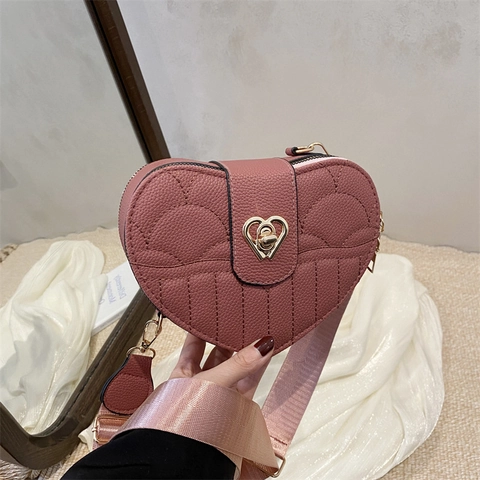 Women Heart Shaped Quilted Crossbody Bag PU Leather Shoulder Bag with Golden Heart Lock and Wide Adjustable Fabric Strap