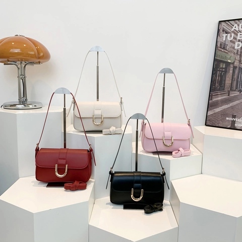 Borsa Donna Minimalista in Pelle PU Piccola Quadrata Con Fibbia in Metallo Dorato Elegante Borsa a Tracolla Per Lavoro