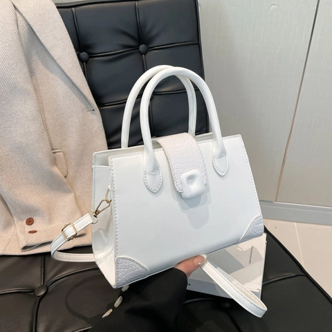 Women Vintage PU Leather Shoulder Bag Crocodile Pattern Crossbody Handbag Detachable Strap Square Flap Lock Trendy