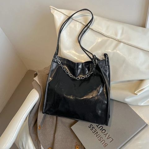 Grand Sac Fourre-Tout Vintage En Similicuir Avec Décoration De Chaîne En Métal Sac À Épaule Décontracté Pour Femmes Mode