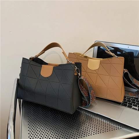 Geometric Triangle Quilting Women Handbag PU Leather Wide Ethnic Strap Crossbody Shoulder Bag Large Tote Fashionable