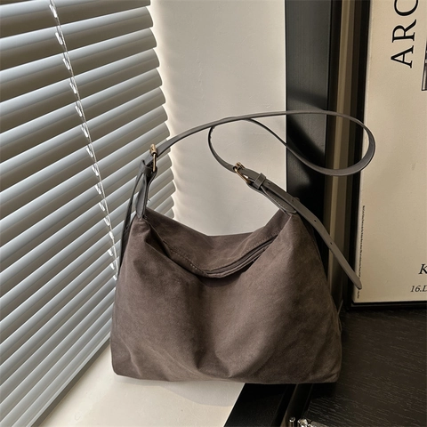 Vintage Hobo Shoulder Bag Faux Suede Large Capacity Underarm Commuter Tote With Adjustable Strap Zipper Simple Retro