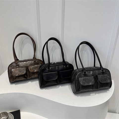 Sac Épaule Vintage en Cuir PU pour Femmes Avec Deux Poches Avant Grand Cabas Minimaliste pour le Quotidien et Style de Bureau Élégant