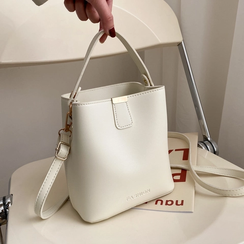 Women Bucket Bag PU Leather Small Crossbody Shoulder Handbag Street Fashion Solid Color Casual Travel Golden Hardware