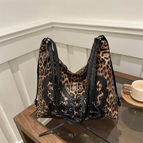 Leopard Muster Schultertasche PU Leder Schmetterling Patch Schnürung Große Kapazität Hobo Tote Retro Streetwear Damen