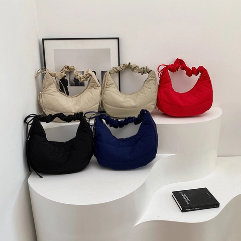 Bolso Hobo Acolchado para Mujer Gran Capacidad Bolso de Hombro Asa Plisada Bolso Nube Sobaco Con Cordón Lateral
