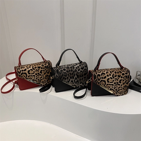 Leopard Print Stitching Crossbody Bag PU Leather Elegant Handbag With Gold Metal Bar Top Handle Retro Square For Women