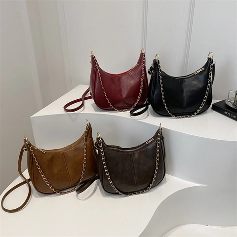 Borsa A Spalla Mezzaluna Pelle PU Catena Dorata Borsa Hobo Tracolla Regolabile Chic Vintage Da Donna