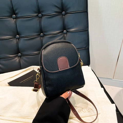 Women Small Crossbody Bag PU Leather Litchi Grain Mobile Phone Purse Trendy Square Shoulder Bag Adjustable Strap Zipper Closure
