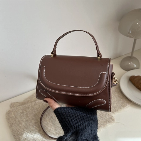 Borsa A Tracolla Da Donna In Pelle PU Con Cuciture Bianche A Contrasto Patta Manico Superiore Vintage