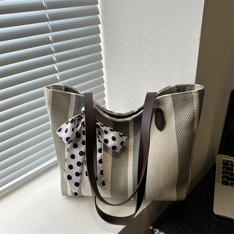 Große Gestreifte Canvas Tragetasche Für Damen Lässige Schulterhandtasche Mit Gepunkteter Schleife Und PU-Lederriemen