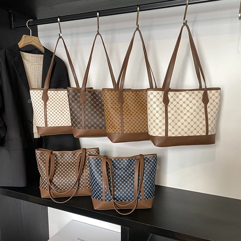 Sac Cabas Rétro Femme En Cuir PU Grande Capacité Imprimé Monogramme Vintage Sac À Épaule Main Style Commuter