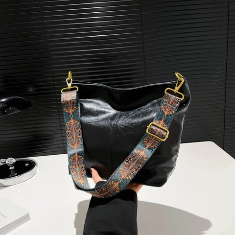 Borsa Hobo In Pelle PU Retro Per Donna Borsa A Spalla Grande Capacità Con Tracolla Larga Etnica Bohémien Vintage