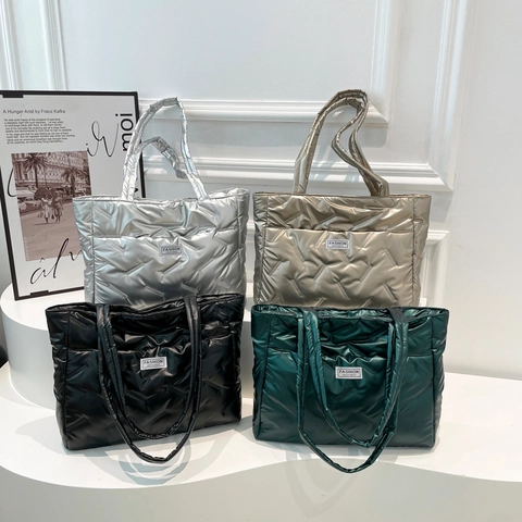 Borsa Tote Imbottita Trapuntata Metallica Grande Capacità Borsa A Spalla Puffer Per Donna Moda Pendolare