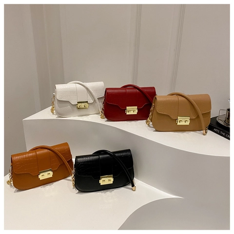 Fashion Women Underarm Shoulder Bag PU Leather Crocodile Pattern Gold Metal Lock Chain Strap Casual Versatile Handbag