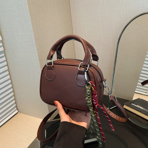 Retro Boston Bowling Bag Women PU Leather Small Shoulder Crossbody Handbag Vintage Maillard Style Zipper Closure